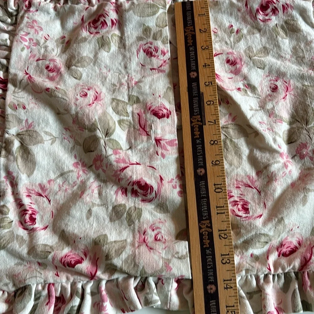 Simply Shabby Chic Pink and Cream Floral Fabric
